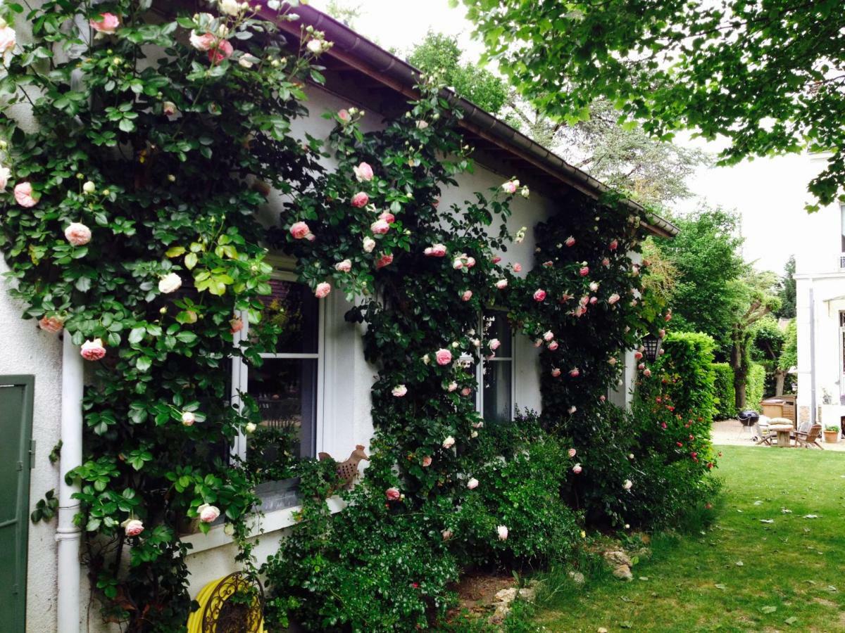 Willa Le Petit Val Rose Villennes-sur-Seine Zewnętrze zdjęcie